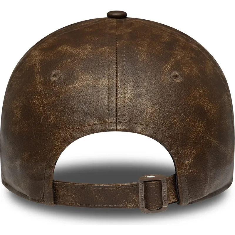 shapka-izvita-kafyav-reguliruem-9twenty-worn-pu-na-new-york-yankees-mlb-ot-new-era