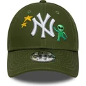 shapka-izvita-zelena-reguliruem-za-deca-9forty-space-icon-na-new-york-yankees-mlb-ot-new-era