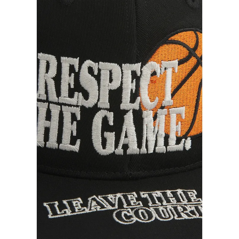 sort-flad-snapback-kasket-med-respect-the-game-slogan-fra-and1