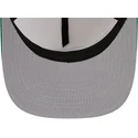 shapka-izvita-zelena-snapbek-9fifty-a-frame-precurved-hardwood-classics-na-boston-celtics-nba-ot-new-era