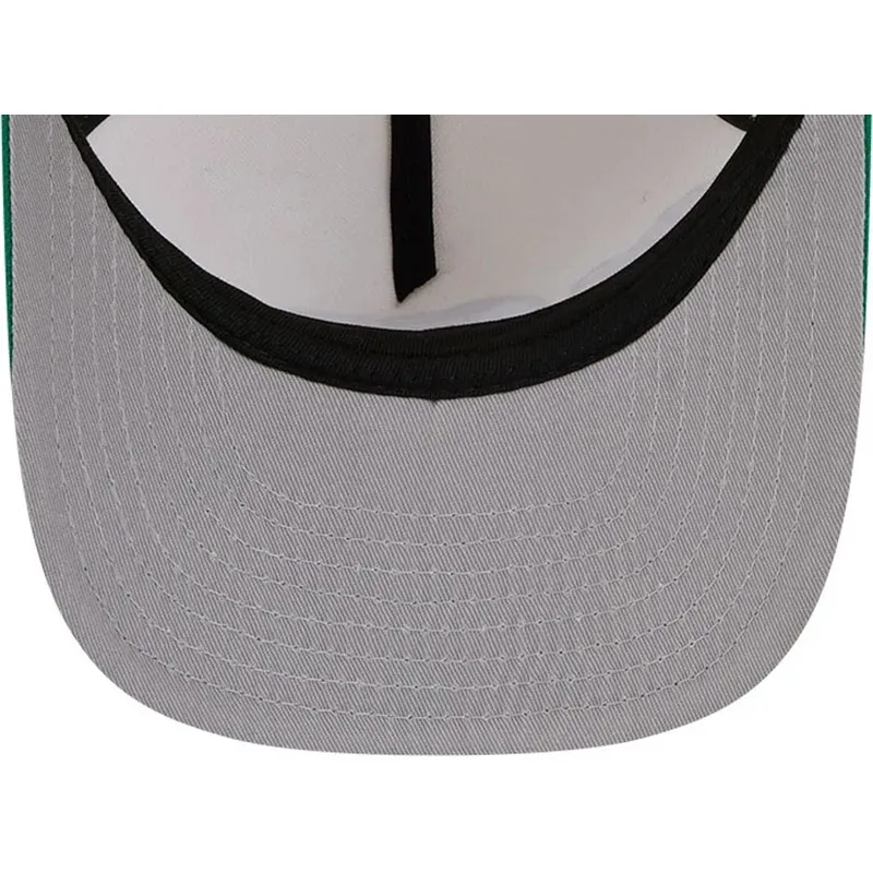 shapka-izvita-zelena-snapbek-9fifty-a-frame-precurved-hardwood-classics-na-boston-celtics-nba-ot-new-era