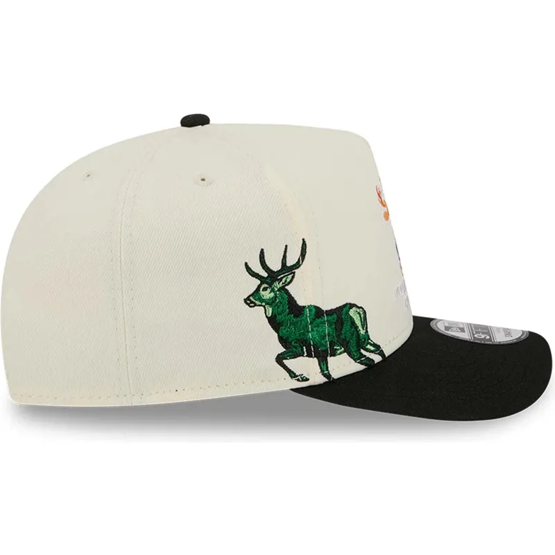 buet-beige-og-sort-snapback-kasket-9fifty-a-frame-precurved-hardwood-classics-fra-milwaukee-bucks-nba-fra-new-era