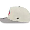 beige-und-graue-gebogene-snapback-kappe-9fifty-a-frame-precurved-hardwood-classics-der-san-antonio-spurs-nba-von-new-era