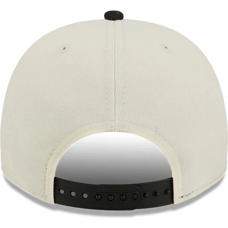 shapka-izvita-cherna-snapbek-9fifty-a-frame-precurved-hardwood-classics-na-toronto-raptors-nba-ot-new-era