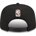 shapka-ploska-cherna-snapbek-9fifty-a-frame-hardwood-classics-na-milwaukee-bucks-nba-ot-new-era