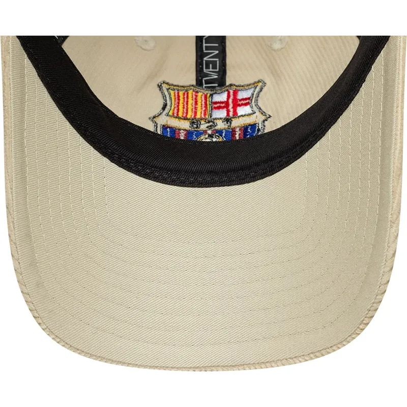 shapka-izvita-bezhov-snapbek-9twenty-ajustable-na-fc-barcelona-laliga-ot-new-era
