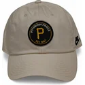 buet-beige-justerbar-kasket-club-unstructured-organic-cotton-fra-pittsburgh-pirates-mlb-fra-nike
