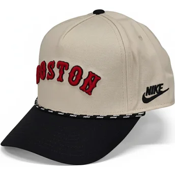 Шапка извита бежов снапбек Rise Structured на Boston Red Sox MLB от Nike