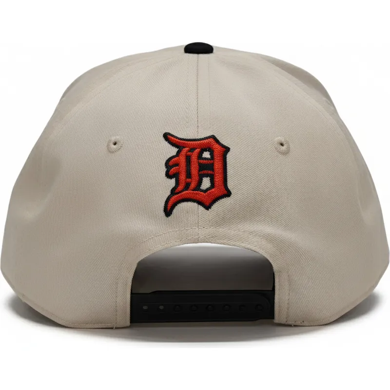 shapka-izvita-bezhov-snapbek-rise-structured-na-detroit-tigers-mlb-ot-nike