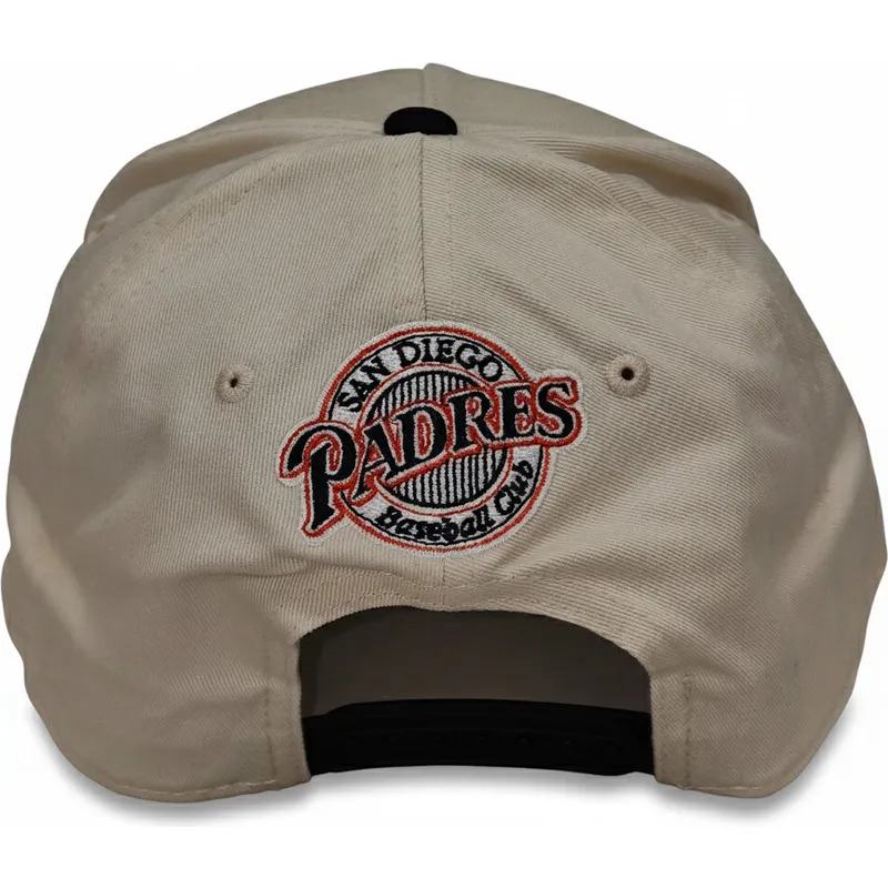 shapka-izvita-bezhov-snapbek-rise-structured-na-san-diego-padres-mlb-ot-nike
