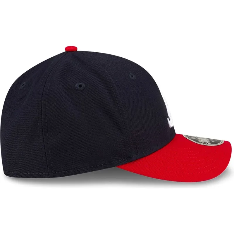 shapka-izvita-tmnosin-snapback-y-9forty-m-crown-player-replica-na-atlanta-braves-mlb-ot-new-era