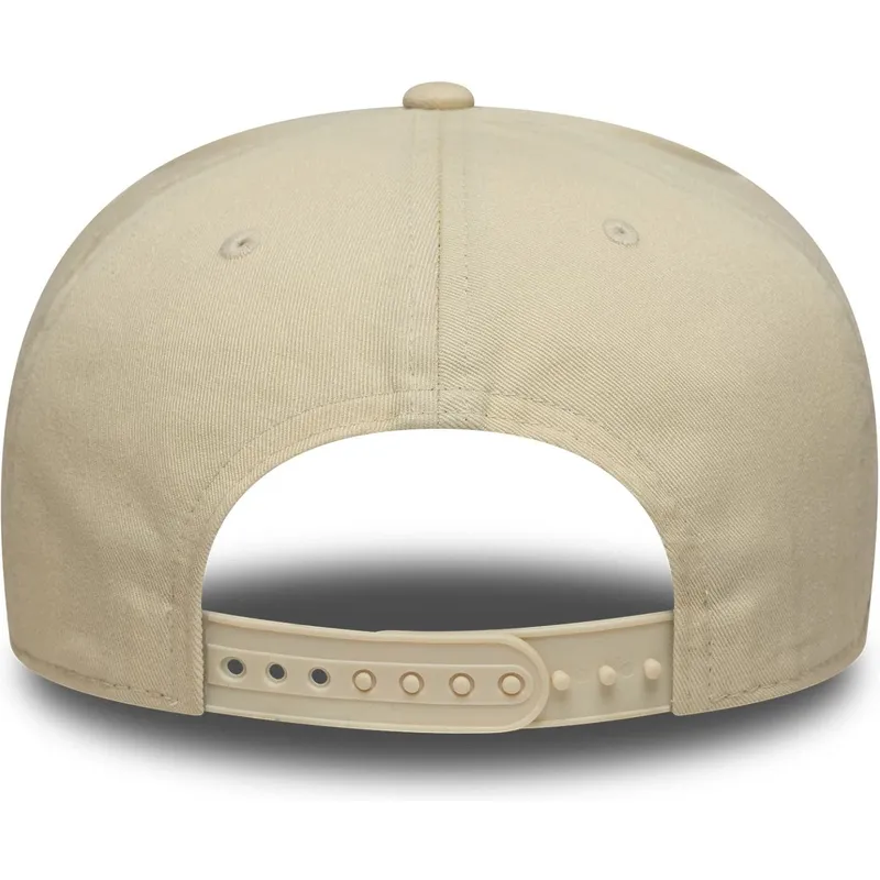 new-era-curved-brim-9seventy-stretch-snap-seasonal-ducati-motor-motogp-bezhova-shapka-s-kapachka new-era-curved-brim-9seventy-stretch-snap-seasonal-ducati-motor-motogp-bezhova-shapka-s-kapachka