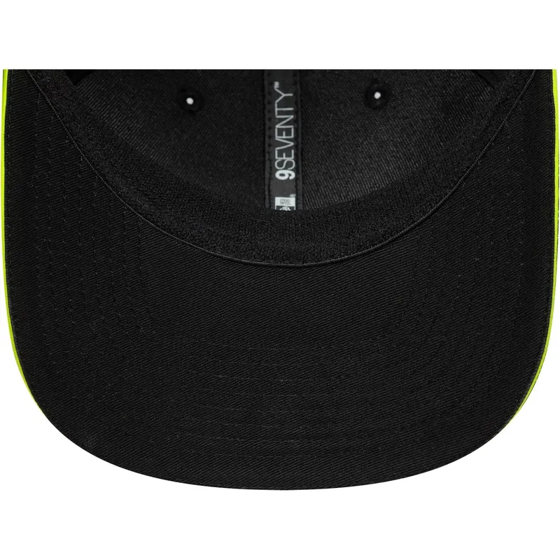 casquette-trucker-noire-et-jaune-9seventy-stretch-snap-all-over-print-valentino-rossi-vr46-motogp-new-era
