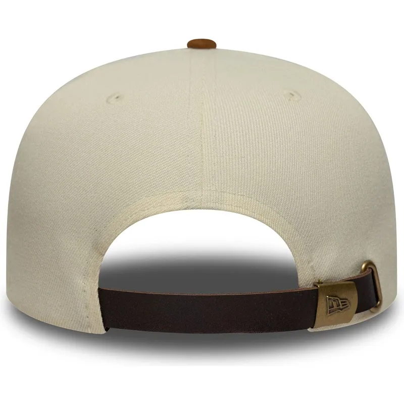 buet-beige-og-brun-justerbar-kasket-9fifty-a-frame-suede-visor-fra-los-angeles-dodgers-mlb-fra-new-era