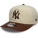 shapka-izvita-kafyav-reguliruem-9fifty-a-frame-suede-visor-na-new-york-yankees-mlb-ot-new-era