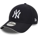 marineblaue-verstellbare-curved-cap-9forty-microfibre-der-new-york-yankees-mlb-von-new-era