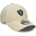 shapka-izvita-bezhov-reguliruema-9forty-recycled-midi-na-las-vegas-raiders-nfl-ot-new-era
