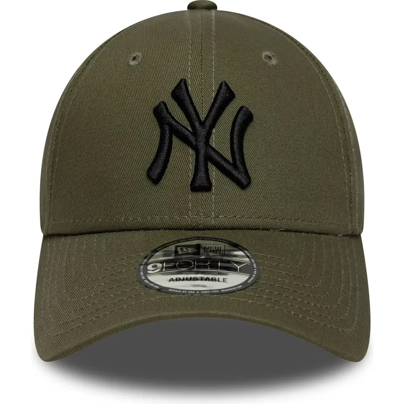 casquette-courbee-verte-ajustable-avec-logo-noir-9forty-league-essential-new-york-yankees-mlb-new-era