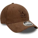 gorra-curva-marron-ajustable-con-logo-marron-9forty-m-crown-cord-de-los-angeles-dodgers-mlb-de-new-era