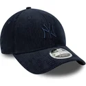 casquette-courbee-bleue-marine-ajustable-avec-logo-bleu-marine-9forty-m-crown-cord-new-york-yankees-mlb-new-era