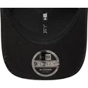 shapka-izvita-cherna-reguliruem-9forty-m-crown-distressed-na-moto-guzzi-ot-new-era