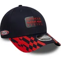 marinebla-og-rod-buet-kasket-snapback-9forty-m-crown-visor-print-fra-red-bull-racing-formula-1-fra-new-era