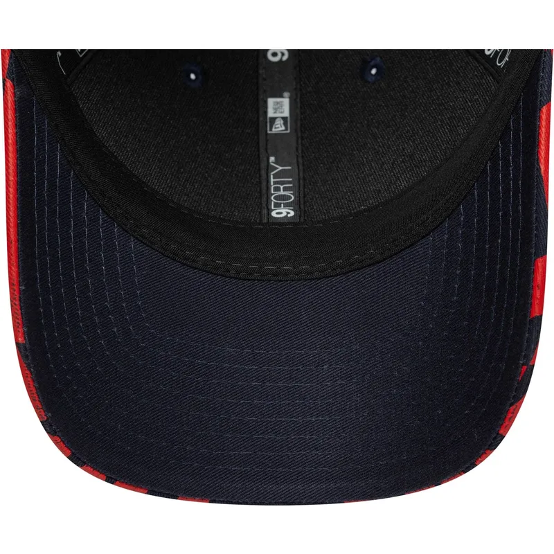 shapka-izvita-tmnosin-snapbek-9forty-m-crown-visor-print-na-red-bull-racing-formula-1-ot-new-era shapka-izvita-tmnosin-snapbek-9forty-m-crown-visor-print-na-red-bull-racing-formula-1-ot-new-era