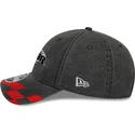 shapka-izvita-cherna-snapbek-9forty-m-crown-washed-na-red-bull-racing-formula-1-ot-new-era