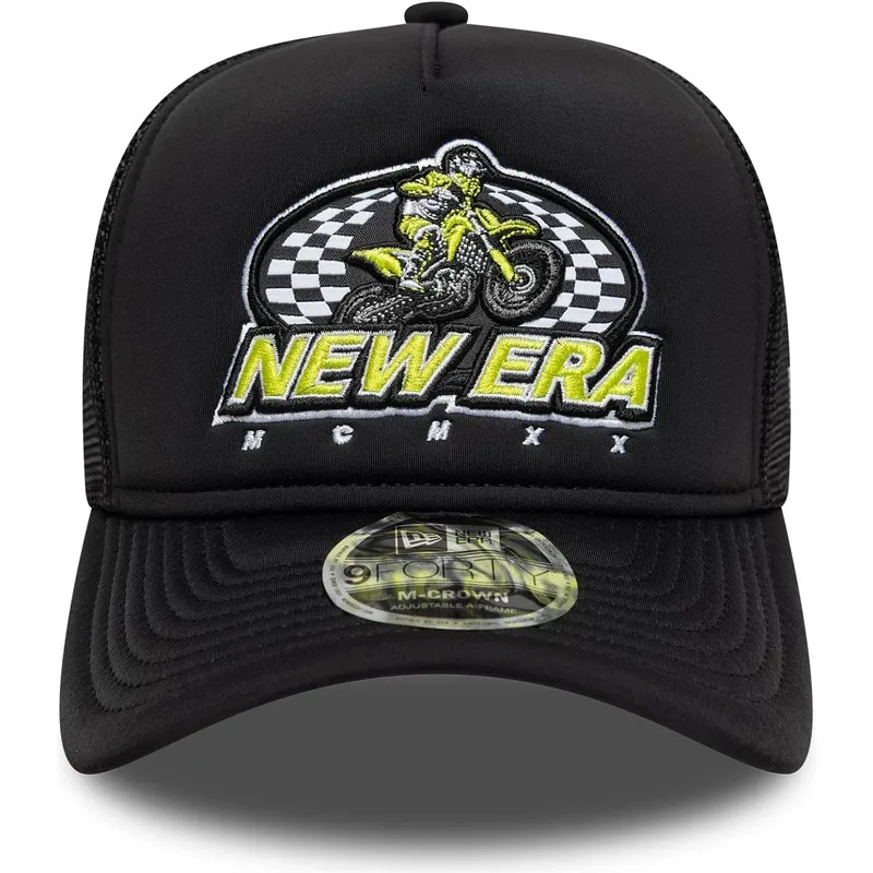 shapka-izvita-traker-cherna-snapbek-9forty-m-crown-graphic-ot-new-era