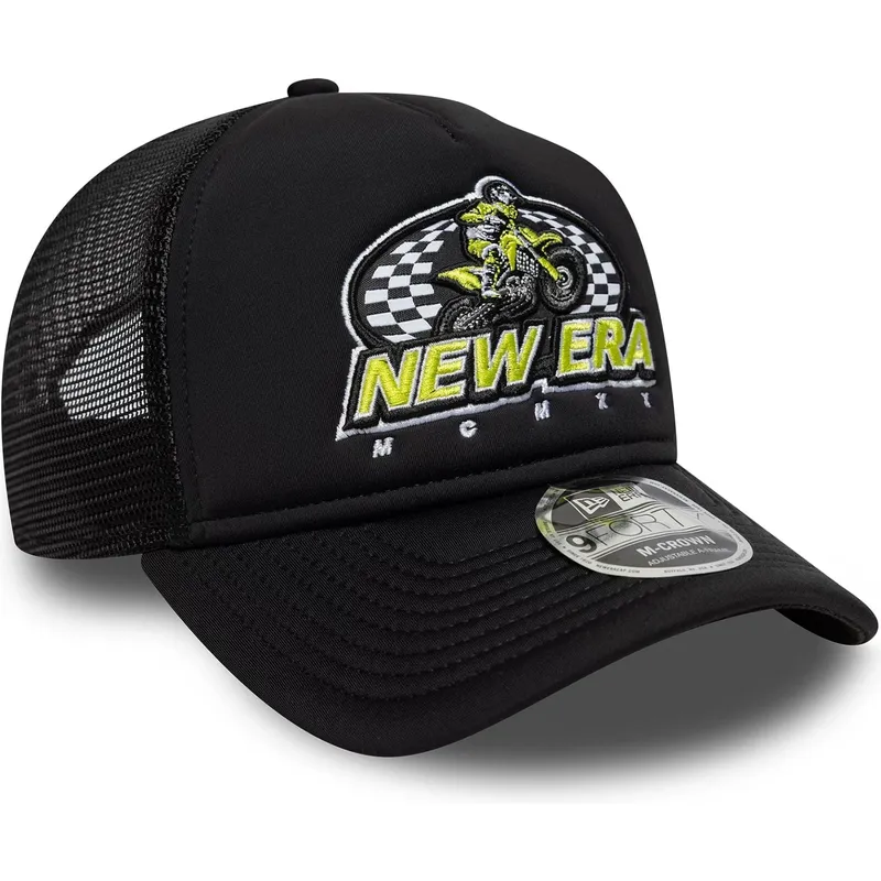 shapka-izvita-traker-cherna-snapbek-9forty-m-crown-graphic-ot-new-era