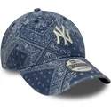 blaue-verstellbare-curved-cap-9twenty-washed-paisley-der-new-york-yankees-mlb-von-new-era