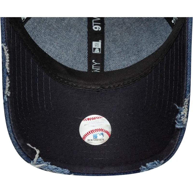 shapka-izvita-sinya-reguliruem-9twenty-denim-distress-na-new-york-yankees-mlb-ot-new-era