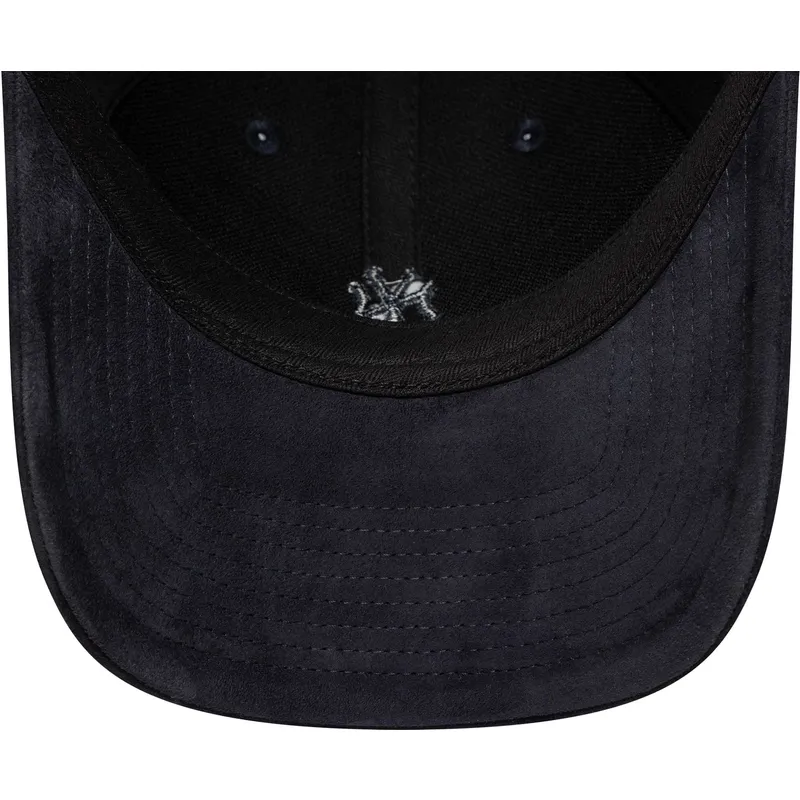 new-era-izvita-kozirka-tmnosino-logo-9twenty-velur-new-york-yankees-mlb-tmnosinya-reguliruema-shapka