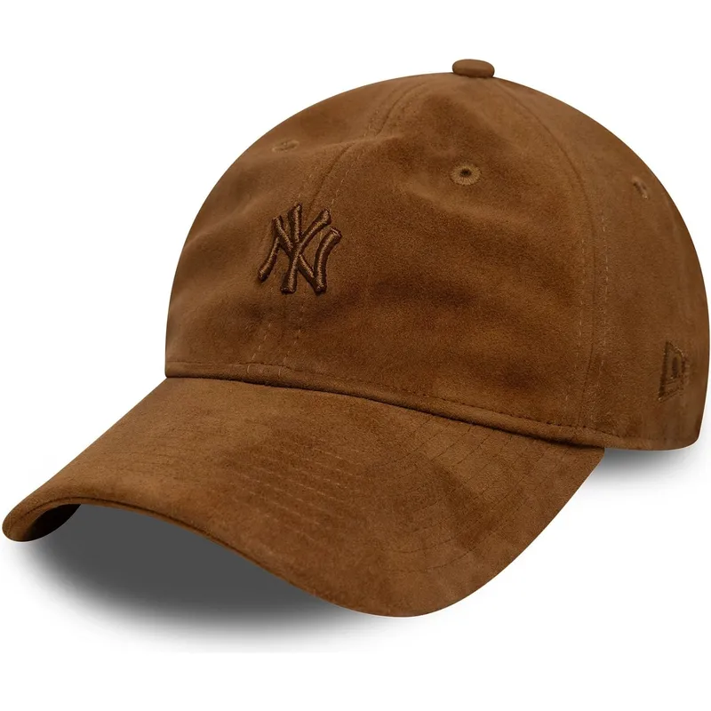 braune-verstellbare-curved-cap-mit-braunem-logo-9twenty-suede-der-new-york-yankees-mlb-von-new-era