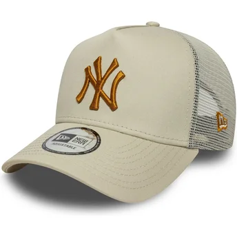 Gorra trucker beige con logo marrón A Frame League...