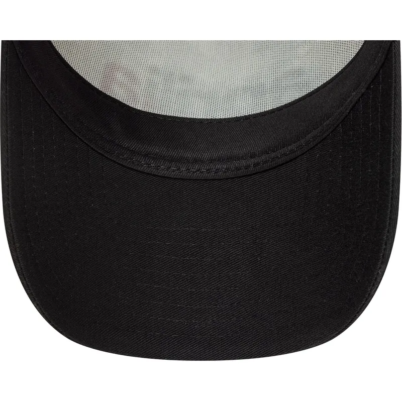 hvid-og-sort-trucker-kasket-a-frame-wordmark-fra-aprilia-piaggio-fra-new-era