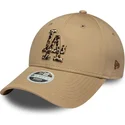 brun-justerbar-kurvet-kasket-med-leopardlogo-til-kvinder-9forty-animal-infill-fra-los-angeles-dodgers-mlb-fra-new-era