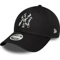 shapka-izvita-cherna-reguliruema-9forty-animal-infill-na-new-york-yankees-mlb-ot-new-era