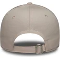 new-era-izvita-kozirka-damska-rozovo-logo-9forty-metallic-logo-new-york-yankees-mlb-rozova-reguliruema-shapka