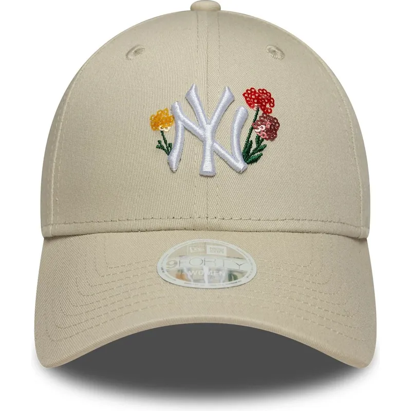 shapka-izvita-bezhov-reguliruema-9forty-floral-icon-na-new-york-yankees-mlb-ot-new-era