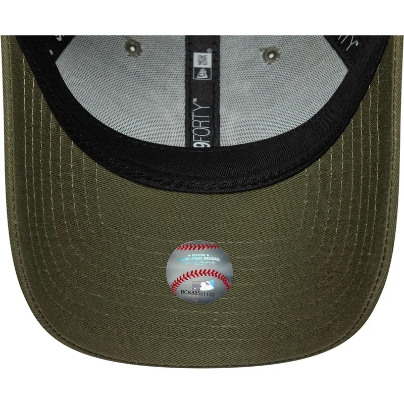 gorra-curva-verde-ajustable-con-logo-rosa-para-mujer-9forty-league-essential-midi-de-new-york-yankees-mlb-de-new-era