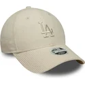 buet-beige-justerbar-kasket-med-beige-logo-til-kvinder-9forty-m-crown-pastel-cord-fra-los-angeles-dodgers-mlb-fra-new-era