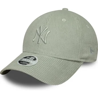 Lysegrøn justerbar kurvet kasket med grønt logo til kvinder 9FORTY M-Crown Pastel Cord fra New York Yankees MLB fra New Era