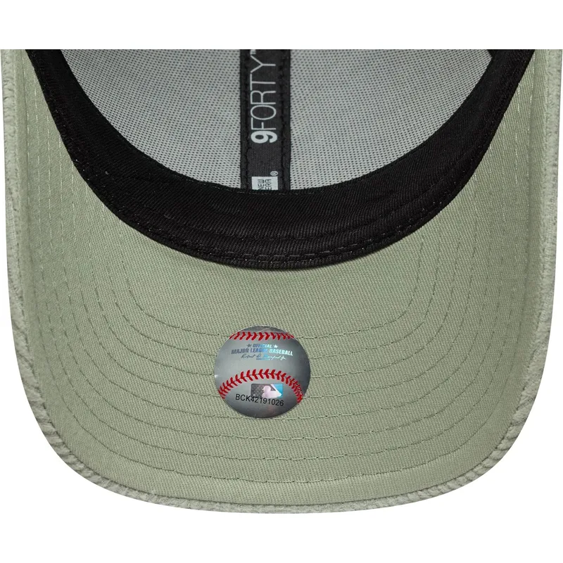 new-era-izvita-kozirka-damsko-zeleno-logo-9forty-m-crown-pastel-cord-new-york-yankees-mlb-svetlozelena-reguliruema-shapka