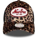 leopard-trucker-kasket-til-kvinder-9forty-a-frame-m-crown-fra-new-era