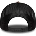 shapka-izvita-leopard-snapbek-a-frame-ot-new-era