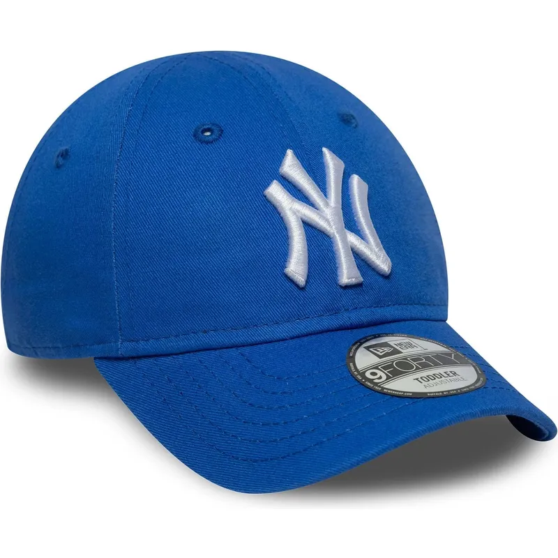 justerbar-bla-buet-kasket-til-smaborn-9forty-league-essential-fra-new-york-yankees-mlb-fra-new-era