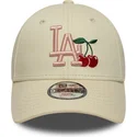 shapka-izvita-bezhov-reguliruem-za-deca-9forty-fruit-icon-na-new-york-yankees-mlb-ot-new-era