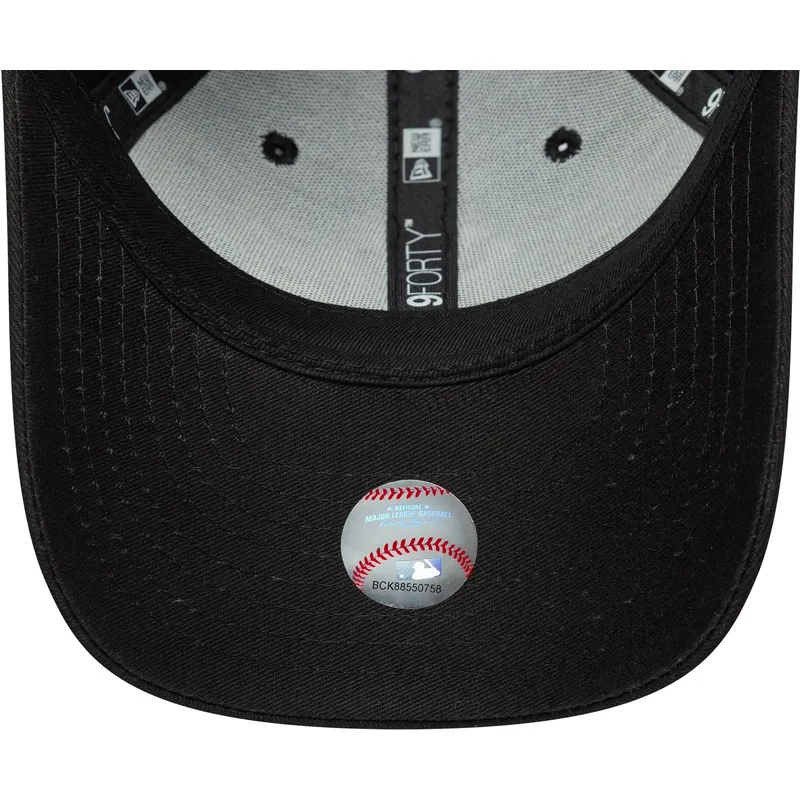 shapka-izvita-cherna-reguliruema-za-deca-9forty-fruit-icon-na-new-york-yankees-mlb-ot-new-era