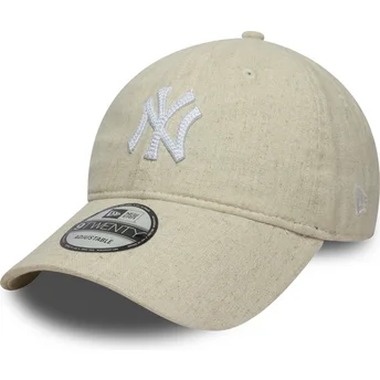 Шапка извита бежов регулируема 9TWENTY Linen на New York Yankees MLB от New Era